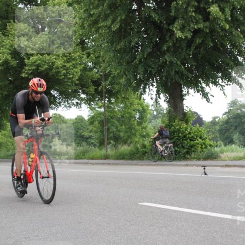 15.06.2025 - 7 Türme Triathlon Yannick Fuchs http://msf.ph/oto/7958640 15.06.2025 11:13:38 Radfahren  meine-sportfotos.de