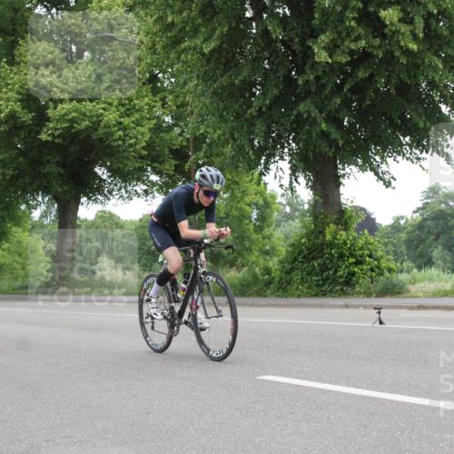 15.06.2025 - 7 Türme Triathlon Yannick Fuchs http://msf.ph/oto/7958708 15.06.2025 11:14:30 Radfahren  meine-sportfotos.de
