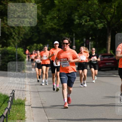 15.06.2025 - REWE Women's Run Dr. Thomas Lammeyer http://msf.ph/oto/7958744 15.06.2025 09:48:34 Laufen 10845 meine-sportfotos.de