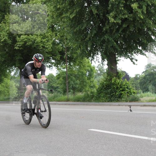 15.06.2025 - 7 Türme Triathlon Yannick Fuchs http://msf.ph/oto/7958751 15.06.2025 11:15:10 Radfahren  meine-sportfotos.de