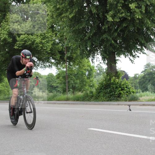 15.06.2025 - 7 Türme Triathlon Yannick Fuchs http://msf.ph/oto/7958776 15.06.2025 11:15:39 Radfahren  meine-sportfotos.de