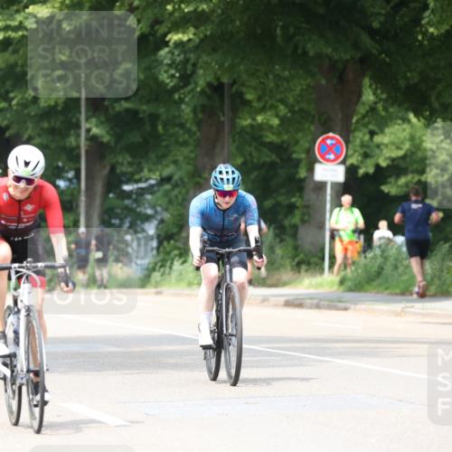 15.06.2025 - 7 Türme Triathlon Yannick Fuchs http://msf.ph/oto/7958777 15.06.2025 13:46:40 Radfahren 243, 381, 752, 968 meine-sportfotos.de
