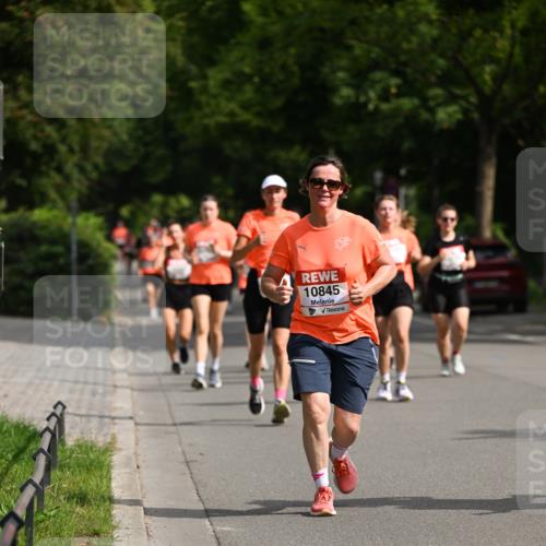 15.06.2025 - REWE Women's Run Dr. Thomas Lammeyer http://msf.ph/oto/7958778 15.06.2025 09:48:35 Laufen 10845 meine-sportfotos.de