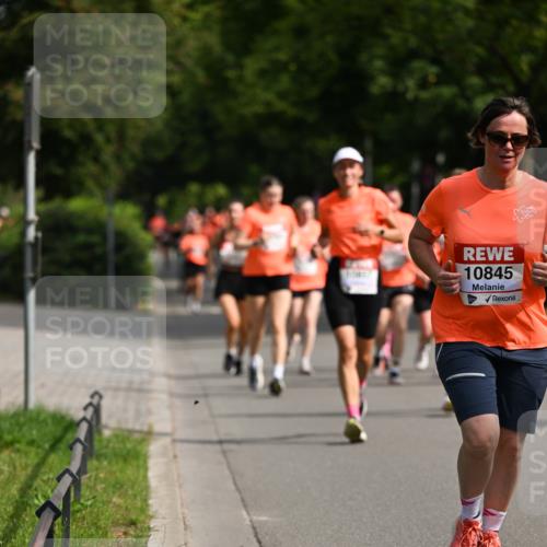 15.06.2025 - REWE Women's Run Dr. Thomas Lammeyer http://msf.ph/oto/7958814 15.06.2025 09:48:36 Laufen 10845 meine-sportfotos.de