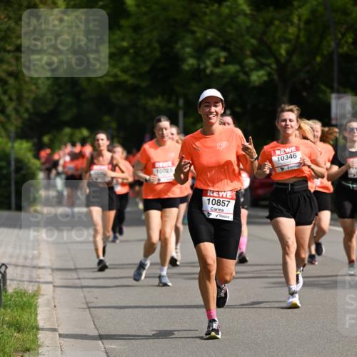 15.06.2025 - REWE Women's Run Dr. Thomas Lammeyer http://msf.ph/oto/7958866 15.06.2025 09:48:38 Laufen 10023, 10857, 10346 meine-sportfotos.de