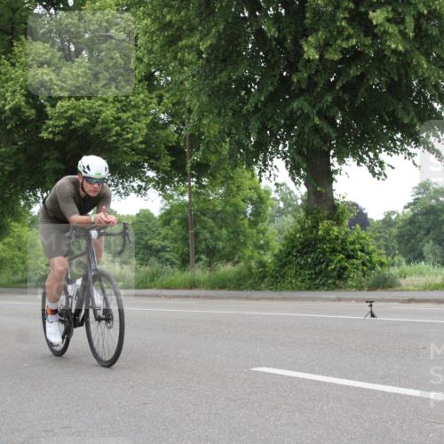 15.06.2025 - 7 Türme Triathlon Yannick Fuchs http://msf.ph/oto/7958901 15.06.2025 11:17:49 Radfahren  meine-sportfotos.de