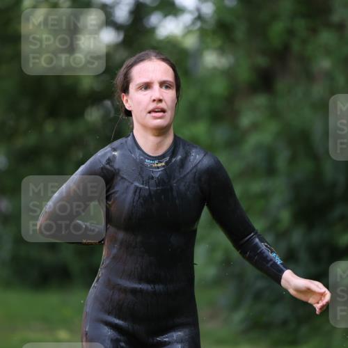 15.06.2025 - 7 Türme Triathlon Michael Strokosch http://msf.ph/oto/7958909 15.06.2025 12:42:28 Schwimmen 404 meine-sportfotos.de
