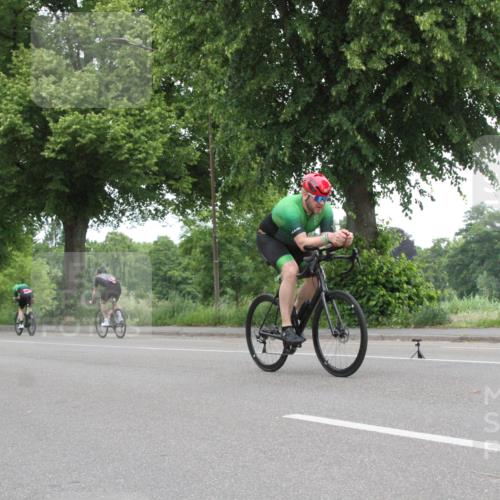 15.06.2025 - 7 Türme Triathlon Yannick Fuchs http://msf.ph/oto/7958922 15.06.2025 11:17:55 Radfahren  meine-sportfotos.de