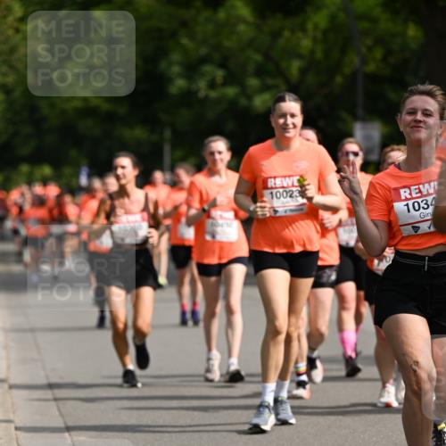 15.06.2025 - REWE Women's Run Dr. Thomas Lammeyer http://msf.ph/oto/7958932 15.06.2025 09:48:40 Laufen 10023, 1034 meine-sportfotos.de