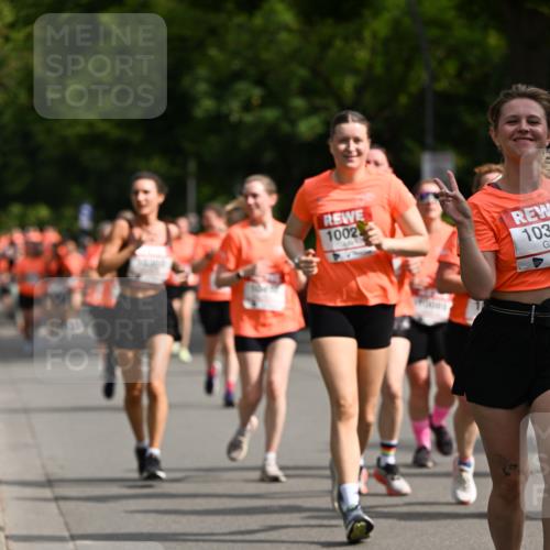 15.06.2025 - REWE Women's Run Dr. Thomas Lammeyer http://msf.ph/oto/7958937 15.06.2025 09:48:40 Laufen 1002 meine-sportfotos.de