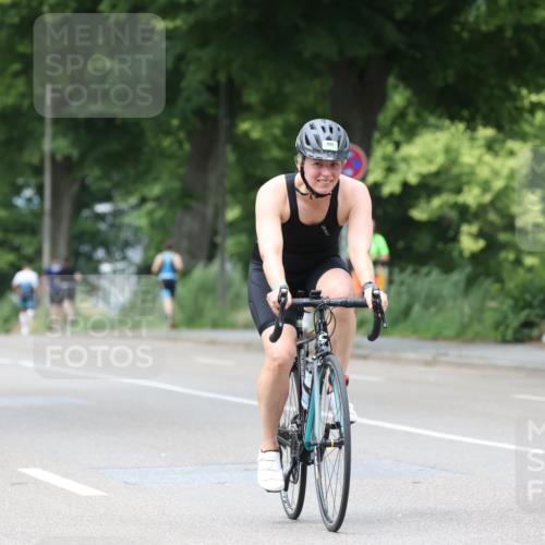 15.06.2025 - 7 Türme Triathlon Yannick Fuchs http://msf.ph/oto/7958970 15.06.2025 13:46:59 Radfahren 474, 581, 929 meine-sportfotos.de