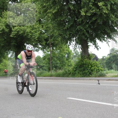 15.06.2025 - 7 Türme Triathlon Yannick Fuchs http://msf.ph/oto/7958972 15.06.2025 11:19:56 Radfahren  meine-sportfotos.de