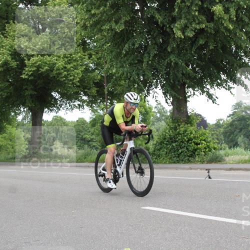 15.06.2025 - 7 Türme Triathlon Yannick Fuchs http://msf.ph/oto/7959008 15.06.2025 11:20:50 Radfahren  meine-sportfotos.de