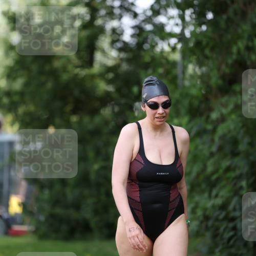 15.06.2025 - 7 Türme Triathlon Michael Strokosch http://msf.ph/oto/7959019 15.06.2025 12:43:20 Schwimmen 636 meine-sportfotos.de