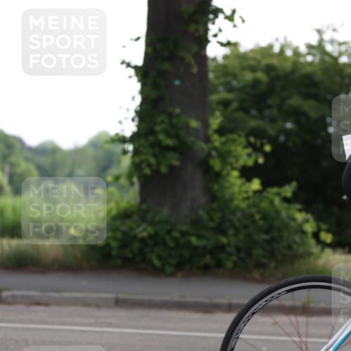 15.06.2025 - 7 Türme Triathlon Yannick Fuchs http://msf.ph/oto/7959057 15.06.2025 09:49:25 Radfahren 113, 114, 115 meine-sportfotos.de