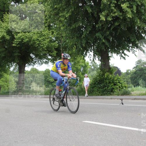 15.06.2025 - 7 Türme Triathlon Yannick Fuchs http://msf.ph/oto/7959094 15.06.2025 11:24:46 Radfahren  meine-sportfotos.de