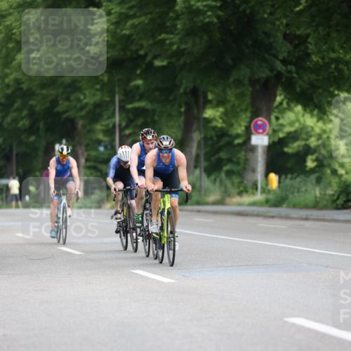 15.06.2025 - 7 Türme Triathlon Yannick Fuchs http://msf.ph/oto/7959095 15.06.2025 09:51:11 Radfahren 48, 49 meine-sportfotos.de