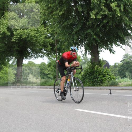 15.06.2025 - 7 Türme Triathlon Yannick Fuchs http://msf.ph/oto/7959113 15.06.2025 11:25:09 Radfahren  meine-sportfotos.de