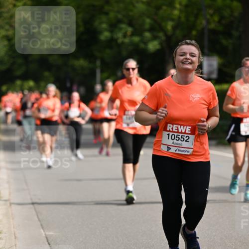 15.06.2025 - REWE Women's Run Dr. Thomas Lammeyer http://msf.ph/oto/7959125 15.06.2025 09:48:46 Laufen 10552 meine-sportfotos.de