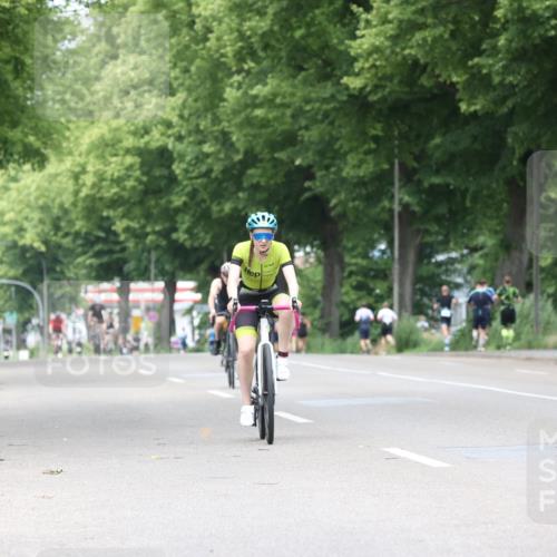 15.06.2025 - 7 Türme Triathlon Yannick Fuchs http://msf.ph/oto/7959132 15.06.2025 13:47:23 Radfahren 785, 931, 1174 meine-sportfotos.de