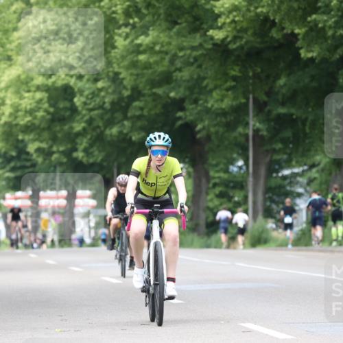 15.06.2025 - 7 Türme Triathlon Yannick Fuchs http://msf.ph/oto/7959139 15.06.2025 13:47:23 Radfahren 785, 931, 1174 meine-sportfotos.de