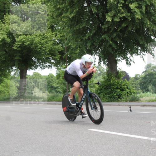 15.06.2025 - 7 Türme Triathlon Yannick Fuchs http://msf.ph/oto/7959148 15.06.2025 11:26:22 Radfahren  meine-sportfotos.de