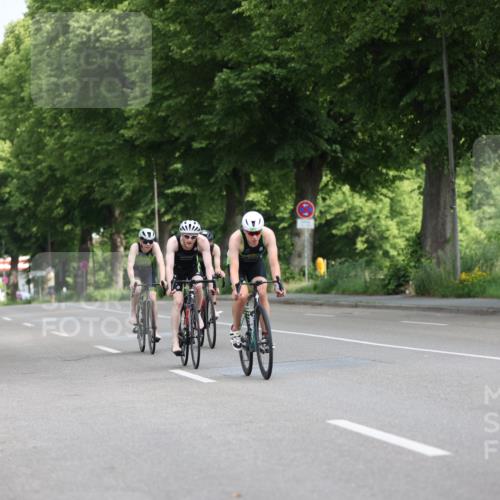 15.06.2025 - 7 Türme Triathlon Yannick Fuchs http://msf.ph/oto/7959159 15.06.2025 09:51:24 Radfahren 63 meine-sportfotos.de