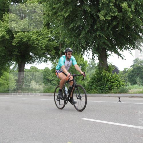 15.06.2025 - 7 Türme Triathlon Yannick Fuchs http://msf.ph/oto/7959213 15.06.2025 11:27:20 Radfahren  meine-sportfotos.de