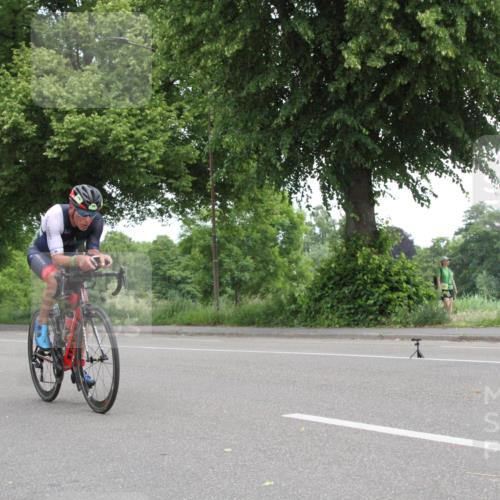 15.06.2025 - 7 Türme Triathlon Yannick Fuchs http://msf.ph/oto/7959234 15.06.2025 11:29:43 Radfahren  meine-sportfotos.de