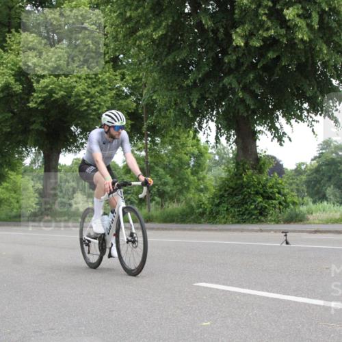 15.06.2025 - 7 Türme Triathlon Yannick Fuchs http://msf.ph/oto/7959268 15.06.2025 11:31:02 Radfahren  meine-sportfotos.de