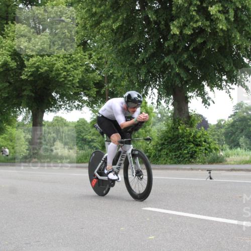 15.06.2025 - 7 Türme Triathlon Yannick Fuchs http://msf.ph/oto/7959274 15.06.2025 11:32:28 Radfahren  meine-sportfotos.de