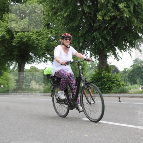 15.06.2025 - 7 Türme Triathlon Yannick Fuchs http://msf.ph/oto/7959311 15.06.2025 11:33:31 Radfahren  meine-sportfotos.de