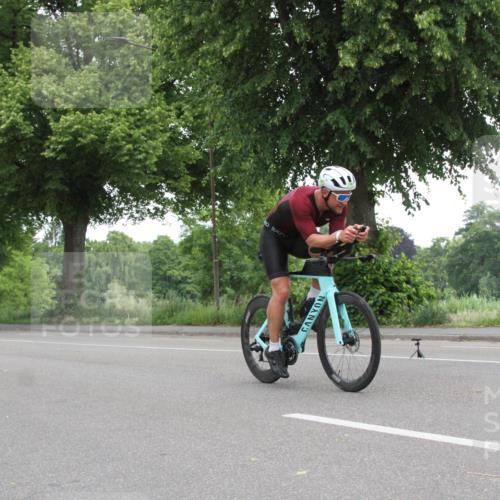 15.06.2025 - 7 Türme Triathlon Yannick Fuchs http://msf.ph/oto/7959329 15.06.2025 11:34:34 Radfahren  meine-sportfotos.de