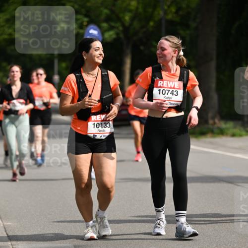 15.06.2025 - REWE Women's Run Dr. Thomas Lammeyer http://msf.ph/oto/7959348 15.06.2025 09:48:54 Laufen 10133, 10743 meine-sportfotos.de