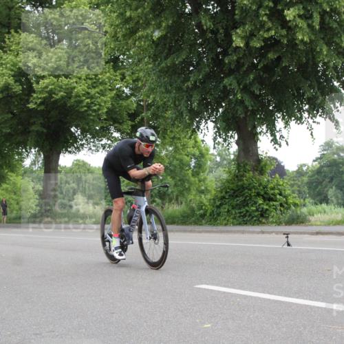 15.06.2025 - 7 Türme Triathlon Yannick Fuchs http://msf.ph/oto/7959354 15.06.2025 11:35:09 Radfahren  meine-sportfotos.de