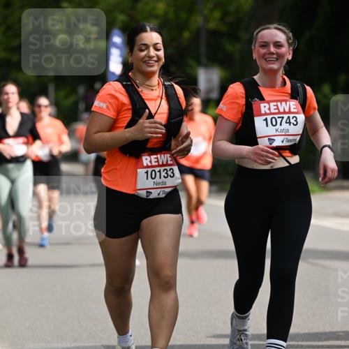 15.06.2025 - REWE Women's Run Dr. Thomas Lammeyer http://msf.ph/oto/7959391 15.06.2025 09:48:54 Laufen 10133, 10743 meine-sportfotos.de
