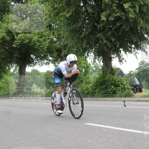 15.06.2025 - 7 Türme Triathlon Yannick Fuchs http://msf.ph/oto/7959400 15.06.2025 11:37:52 Radfahren  meine-sportfotos.de