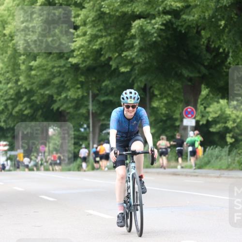 15.06.2025 - 7 Türme Triathlon Yannick Fuchs http://msf.ph/oto/7959410 15.06.2025 13:47:52 Radfahren 825, 897 meine-sportfotos.de