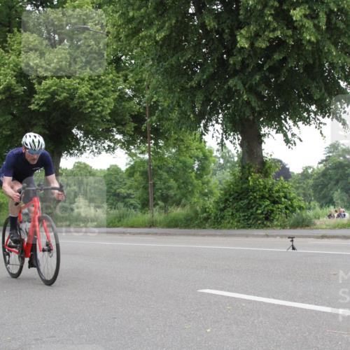15.06.2025 - 7 Türme Triathlon Yannick Fuchs http://msf.ph/oto/7959428 15.06.2025 11:38:10 Radfahren  meine-sportfotos.de