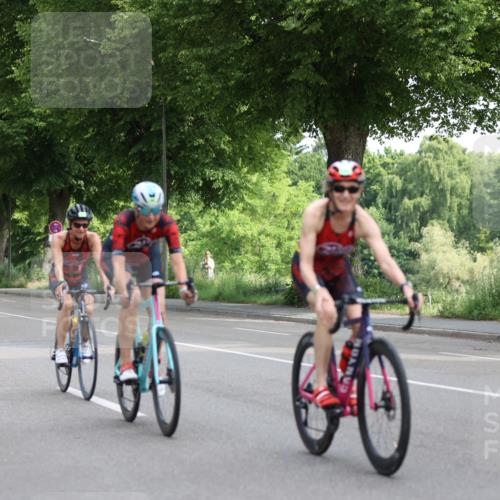 15.06.2025 - 7 Türme Triathlon Yannick Fuchs http://msf.ph/oto/7959459 15.06.2025 09:52:07 Radfahren 90, 91 meine-sportfotos.de