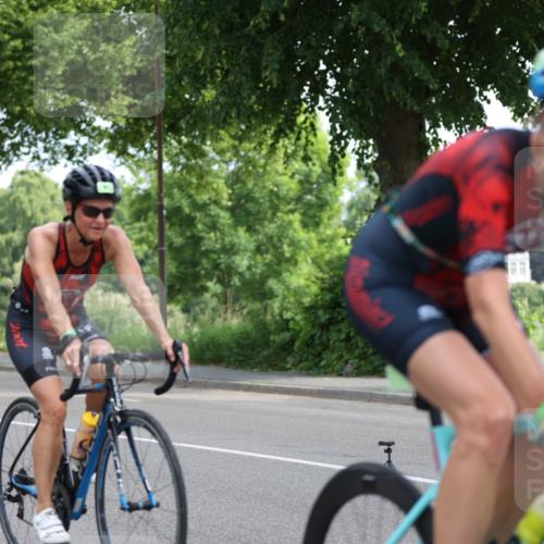 15.06.2025 - 7 Türme Triathlon Yannick Fuchs http://msf.ph/oto/7959495 15.06.2025 09:52:07 Radfahren 90, 91 meine-sportfotos.de