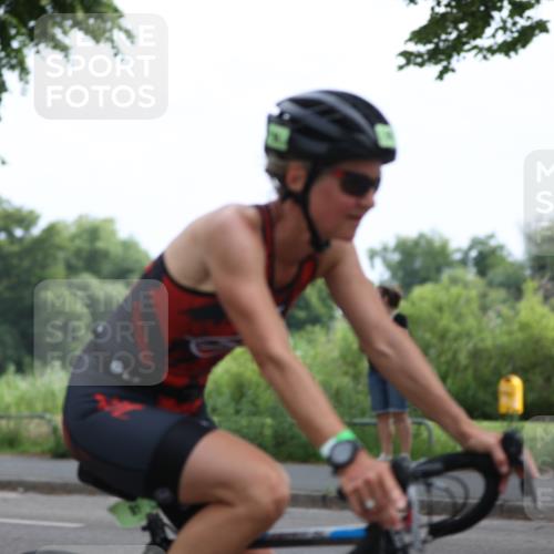 15.06.2025 - 7 Türme Triathlon Yannick Fuchs http://msf.ph/oto/7959507 15.06.2025 09:52:08 Radfahren 90, 91 meine-sportfotos.de