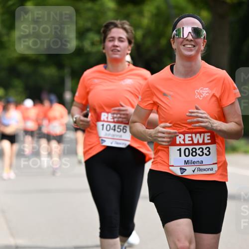 15.06.2025 - REWE Women's Run Dr. Thomas Lammeyer http://msf.ph/oto/7959510 15.06.2025 09:49:00 Laufen 10456, 10833 meine-sportfotos.de