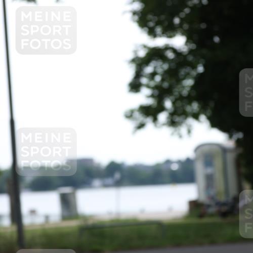 15.06.2025 - 7 Türme Triathlon Yannick Fuchs http://msf.ph/oto/7959549 15.06.2025 09:52:08 Radfahren 90, 91 meine-sportfotos.de