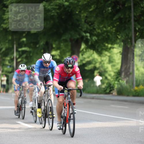 15.06.2025 - 7 Türme Triathlon Yannick Fuchs http://msf.ph/oto/7959610 15.06.2025 09:52:23 Radfahren 39, 40 meine-sportfotos.de