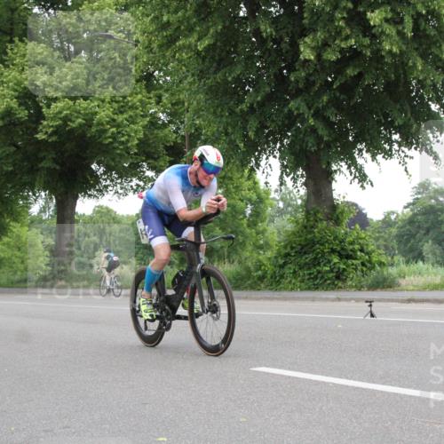 15.06.2025 - 7 Türme Triathlon Yannick Fuchs http://msf.ph/oto/7959625 15.06.2025 11:39:16 Radfahren  meine-sportfotos.de