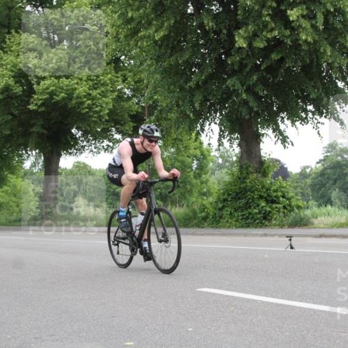 15.06.2025 - 7 Türme Triathlon Yannick Fuchs http://msf.ph/oto/7959641 15.06.2025 11:39:25 Radfahren  meine-sportfotos.de