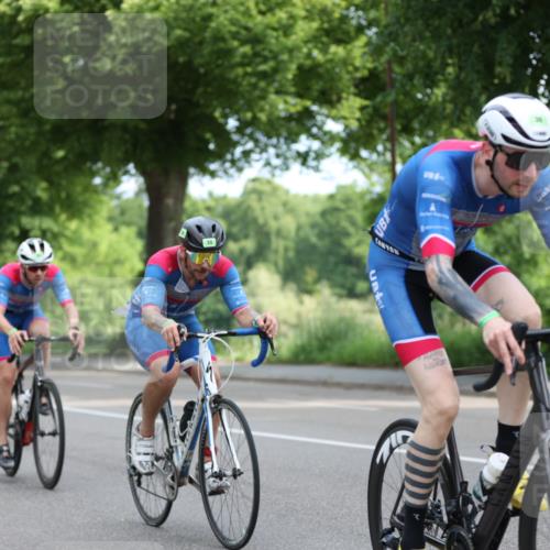 15.06.2025 - 7 Türme Triathlon Yannick Fuchs http://msf.ph/oto/7959653 15.06.2025 09:52:24 Radfahren 39, 40 meine-sportfotos.de