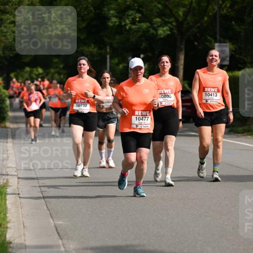 15.06.2025 - REWE Women's Run Dr. Thomas Lammeyer http://msf.ph/oto/7959666 15.06.2025 09:49:08 Laufen 10732, 354, 10477, 10805, 10413 meine-sportfotos.de