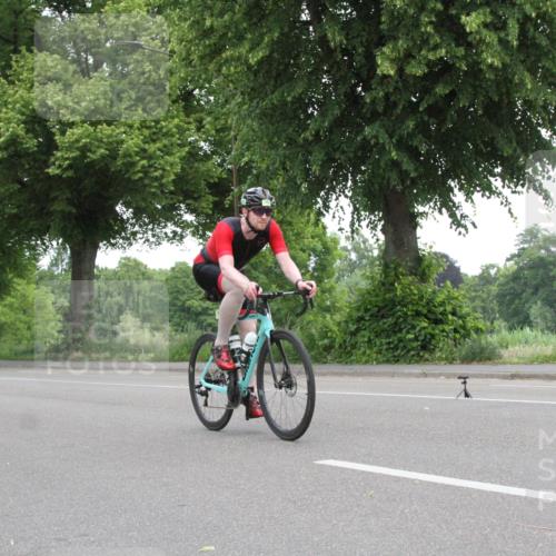 15.06.2025 - 7 Türme Triathlon Yannick Fuchs http://msf.ph/oto/7959680 15.06.2025 11:40:25 Radfahren  meine-sportfotos.de
